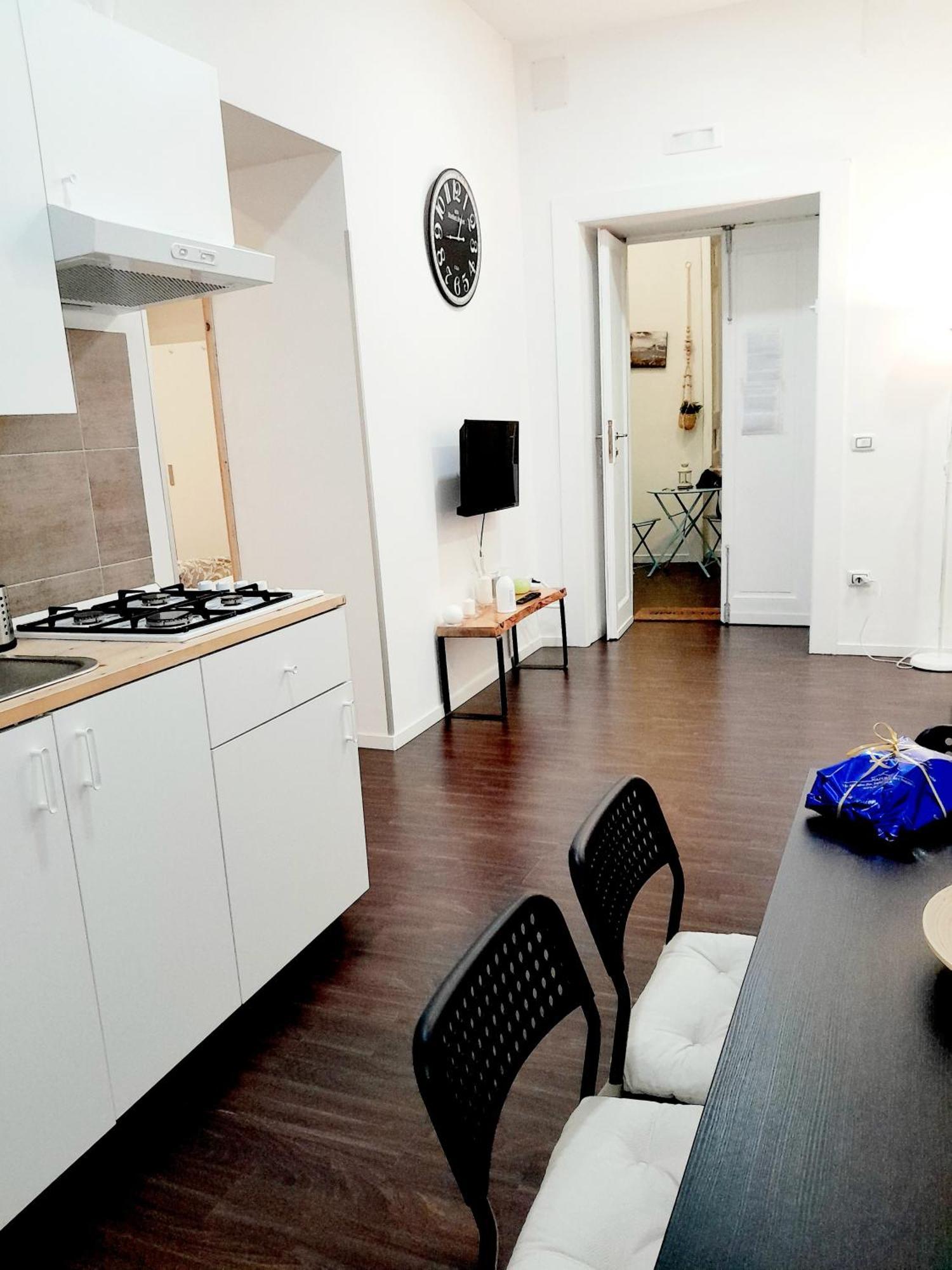 Piazza Carita' Centro Storico Apartamento Nápoles Quarto foto