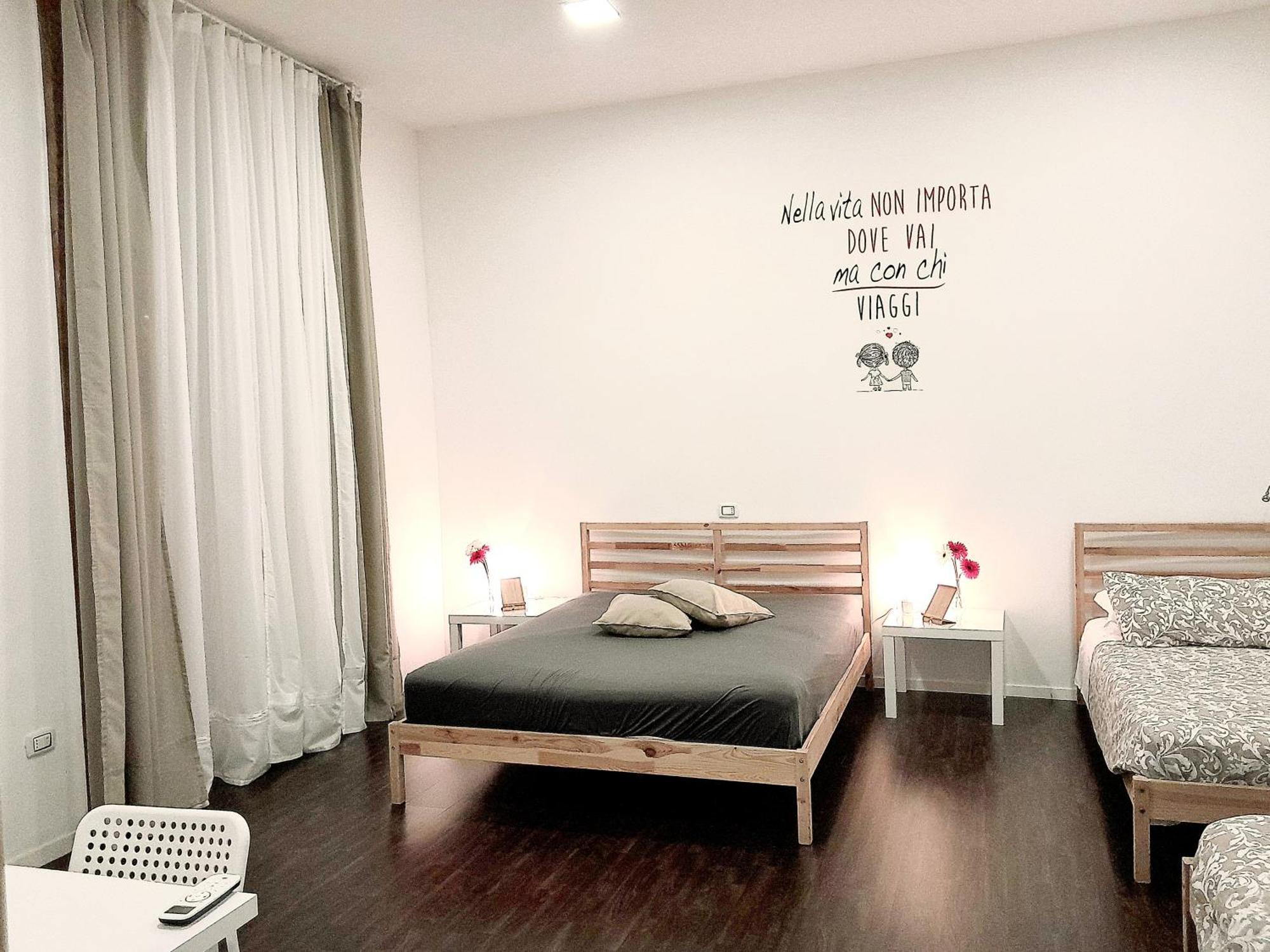 Piazza Carita' Centro Storico Apartamento Nápoles Quarto foto